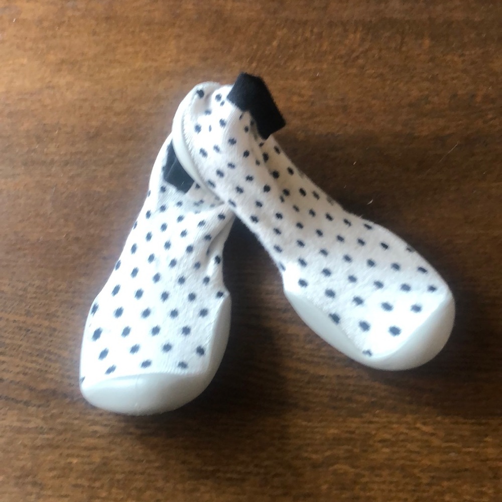 Slippers - Picture 4 of 4
